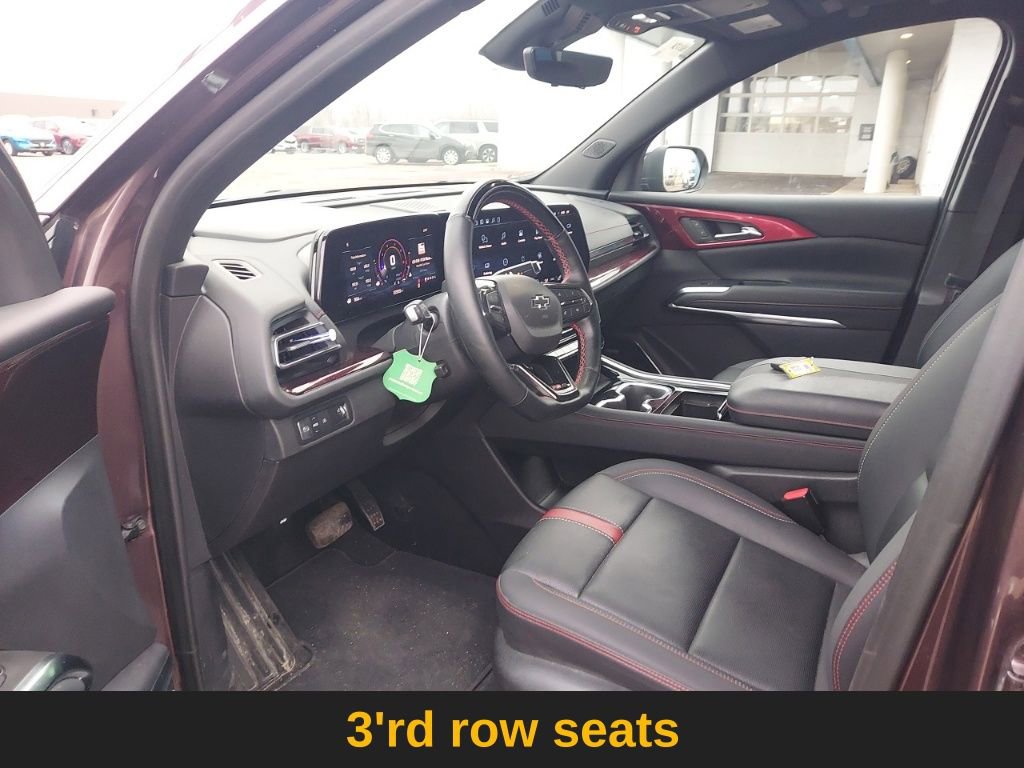 Used 2024 Chevrolet Traverse RS image 10