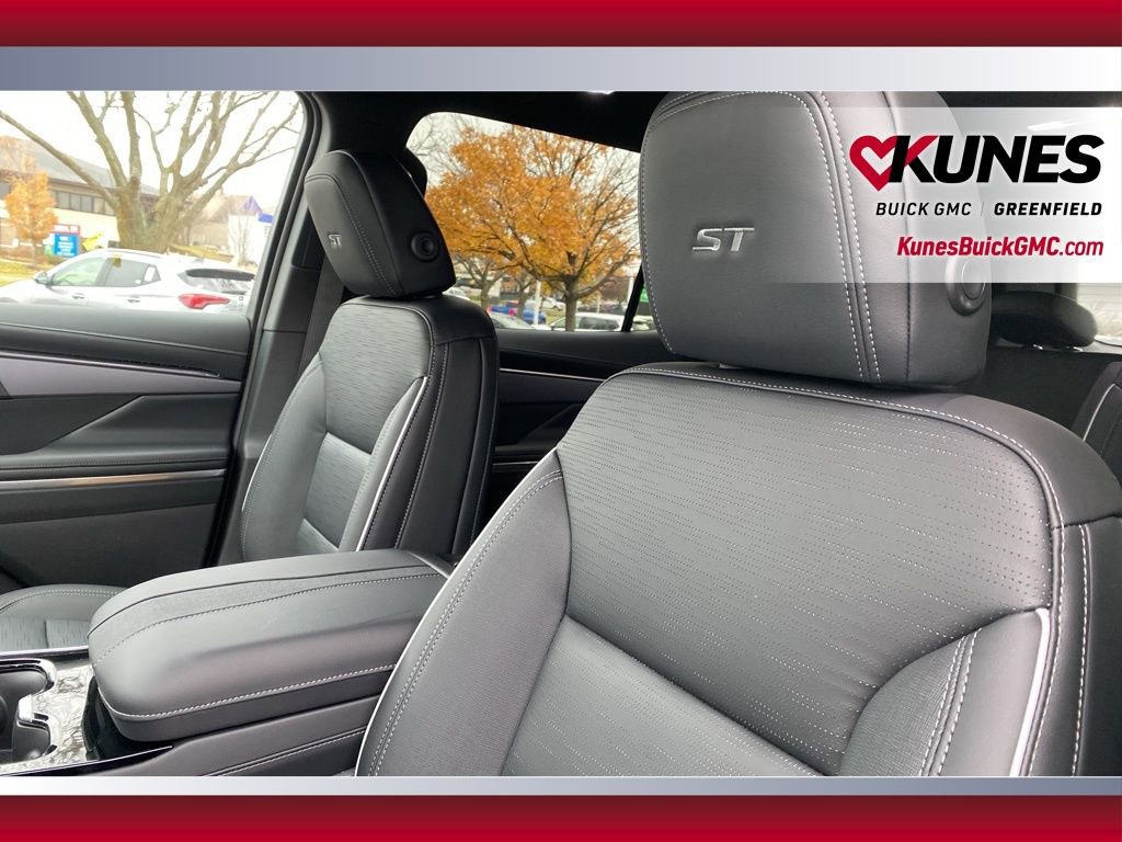 New 2026 Buick Enclave Sport Touring w/ Power Package AWD/4WD image 18