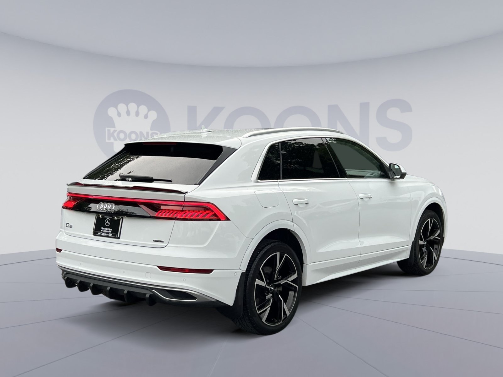 Used 2022 Audi Q8 Premium w/ Convenience Package AWD/4WD image 11