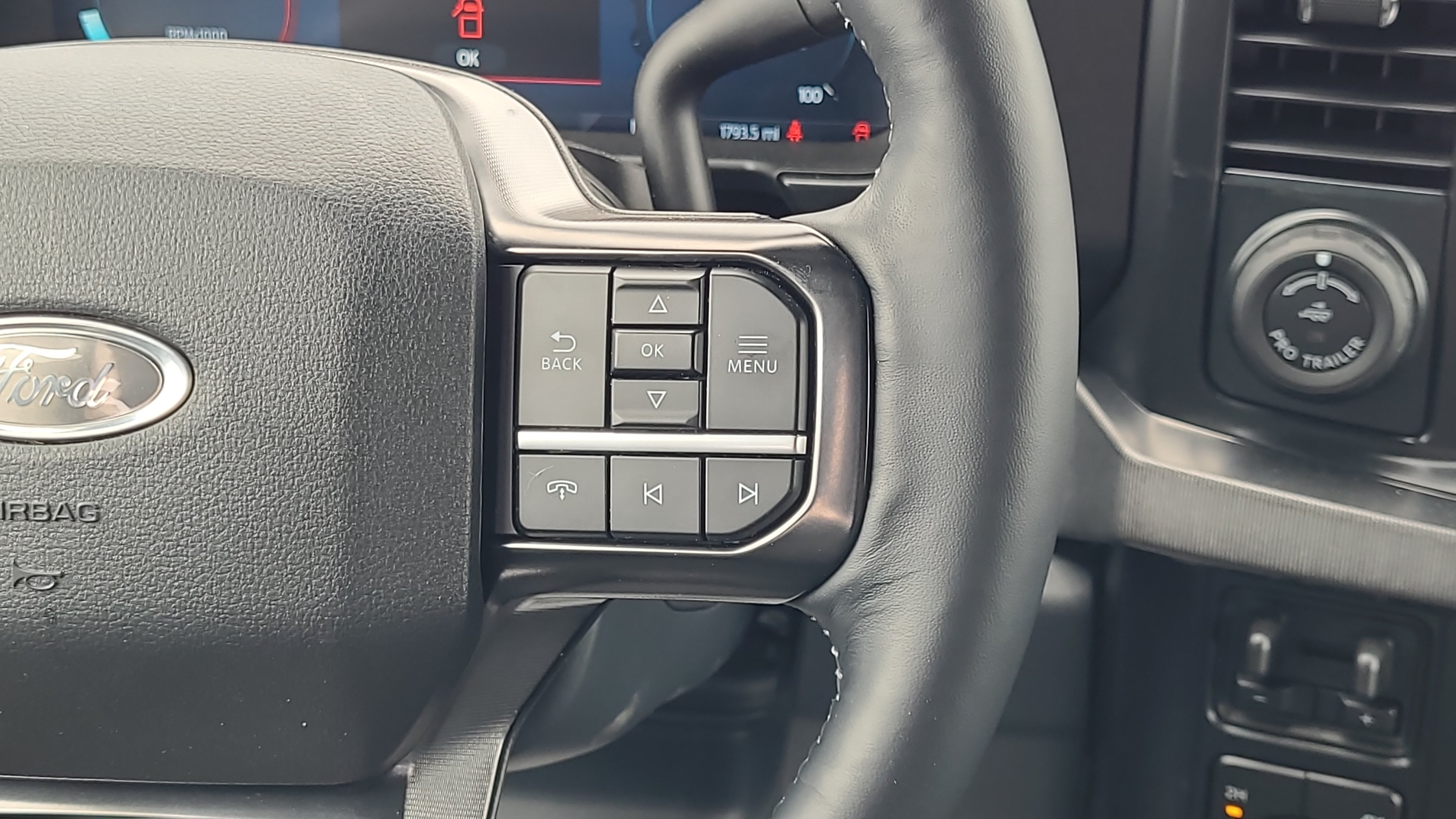Used 2026 Ford F250 Platinum AWD/4WD image 13