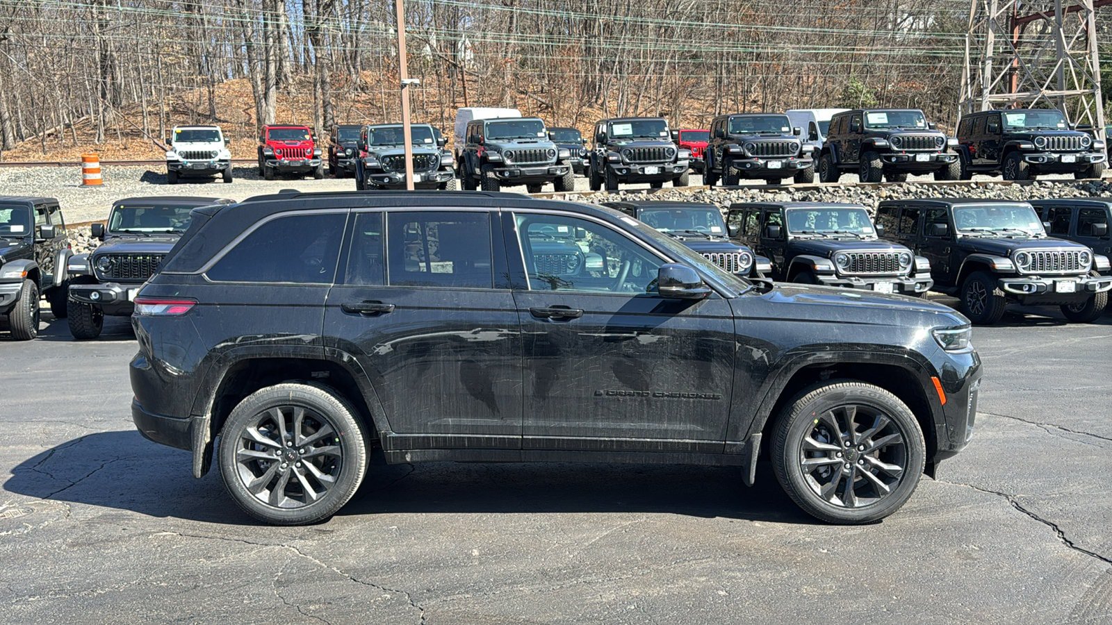 New 2026 Jeep Grand Cherokee Limited AWD/4WD image 4