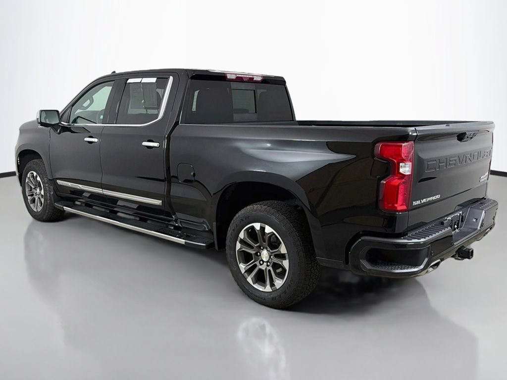 Used 2024 Chevrolet Silverado 1500 High Country w/ Technology Package AWD/4WD image 13