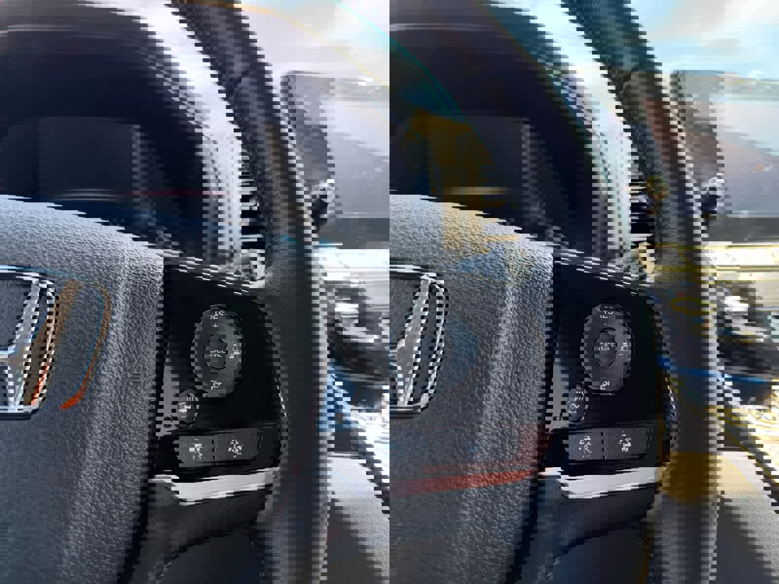 Used 2024 Honda Odyssey Elite image 31