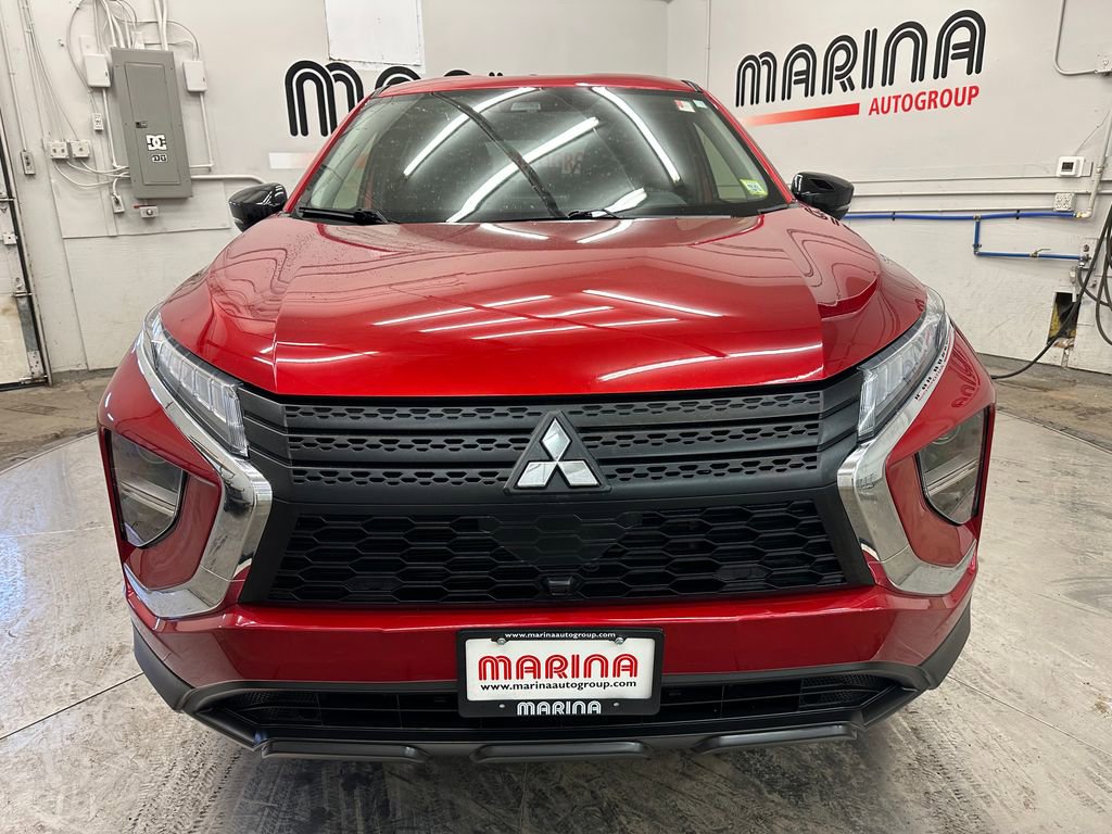 Used 2022 Mitsubishi Eclipse Cross LE image 11