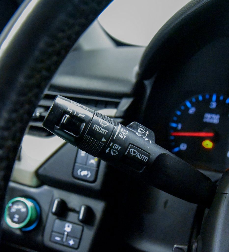 Used 2018 GMC Yukon XL Denali w/ Open Road Package image 29