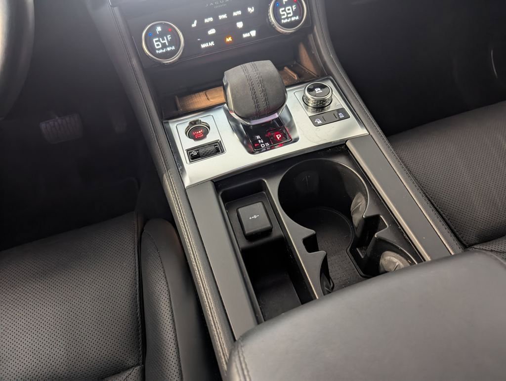 Used 2023 Jaguar F-PACE S image 63