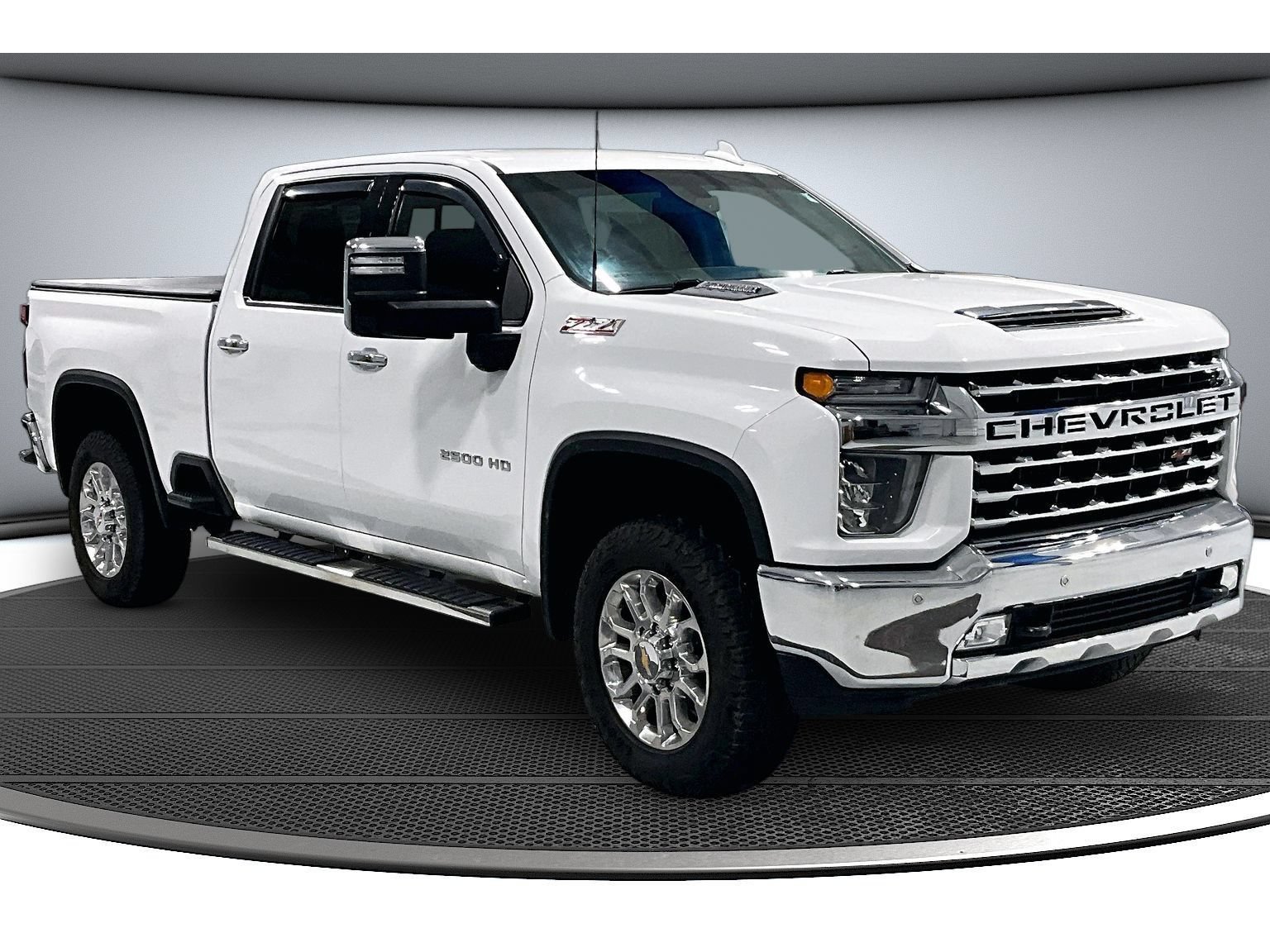 Used 2021 Chevrolet Silverado 2500 LTZ w/ LTZ Plus Package AWD/4WD image 14
