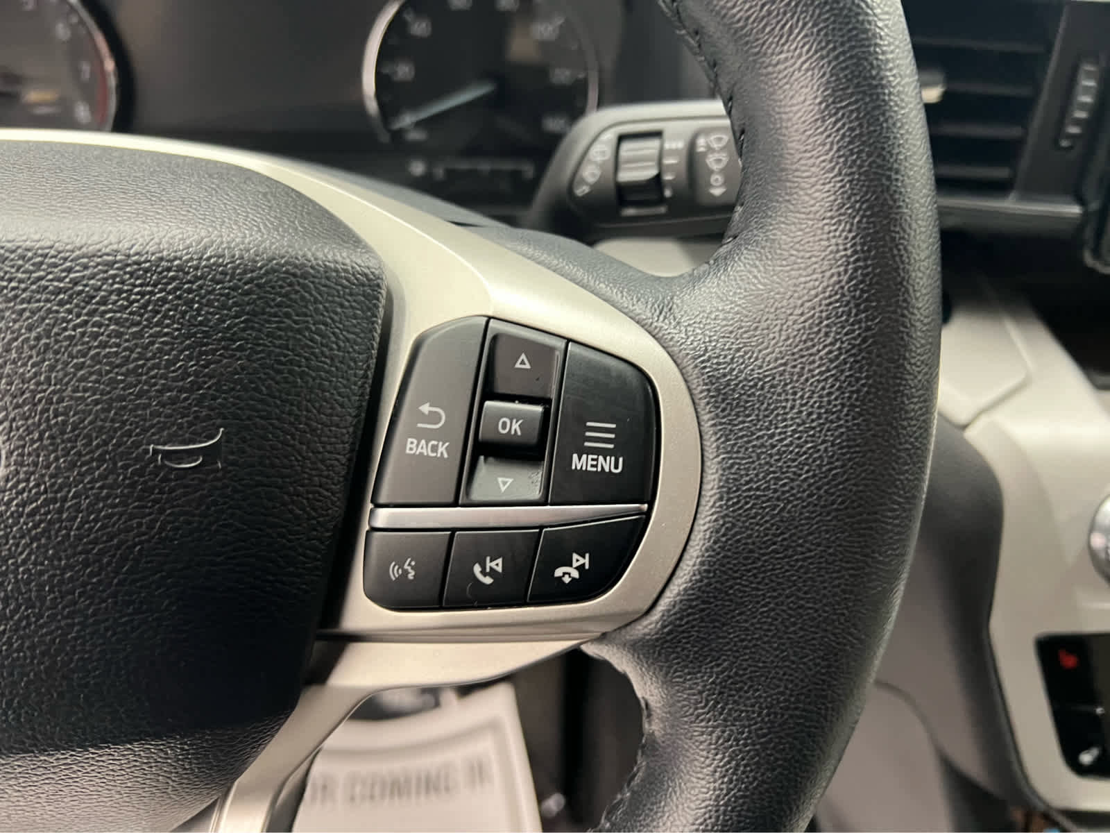 Used 2024 Ford Explorer XLT w/ Equipment Group 202A image 22