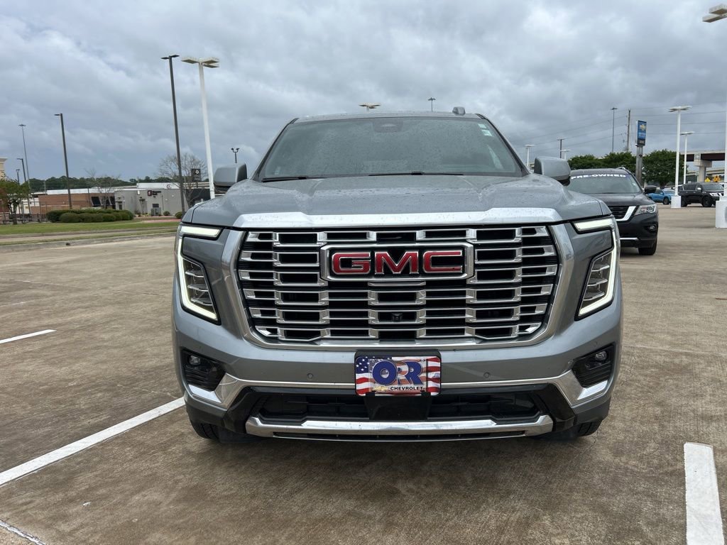 Used 2025 GMC Yukon XL Denali RWD image 2