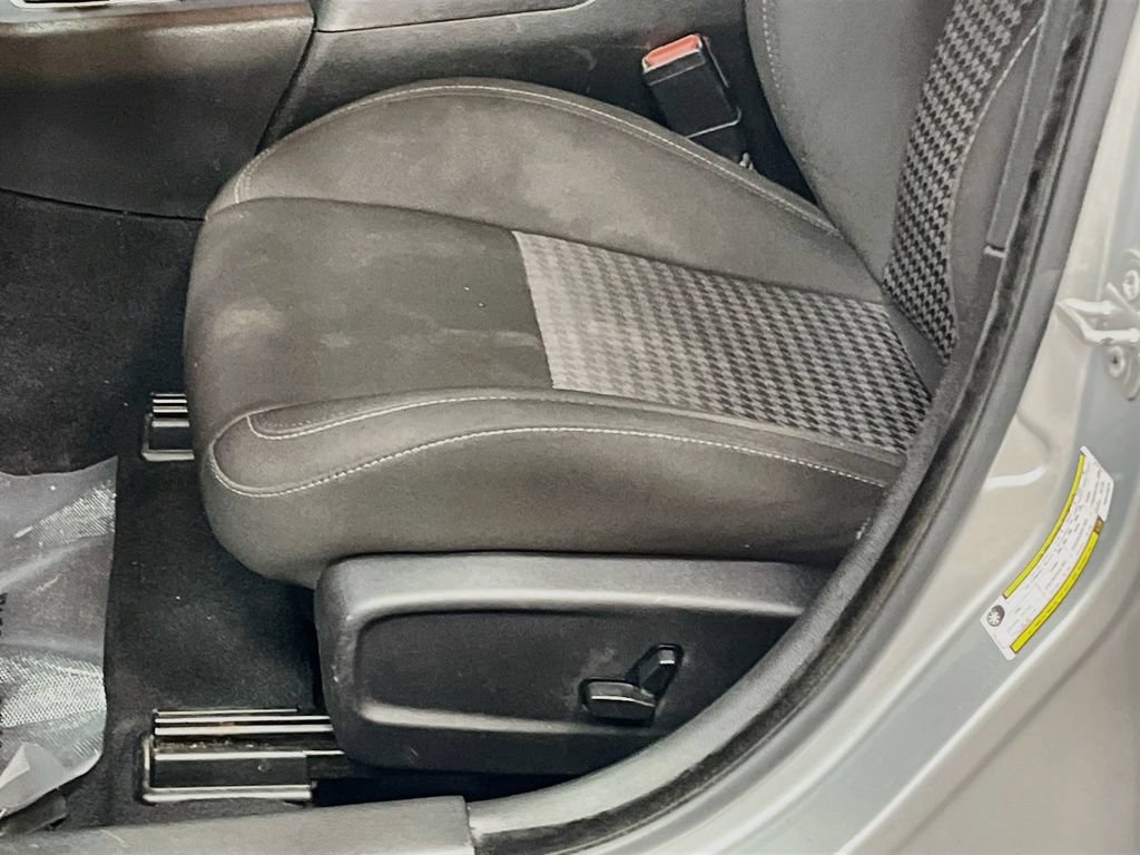 Used 2023 Dodge Charger R/T RWD image 18