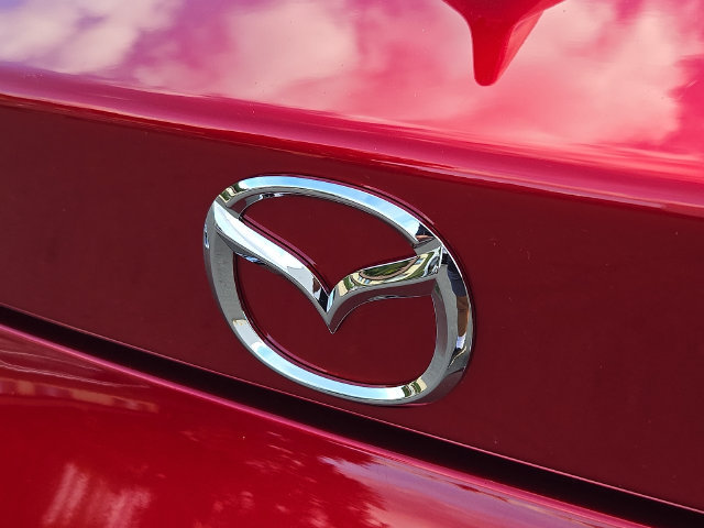 Used 2020 MAZDA MX-5 Miata RF Grand Touring RWD image 30