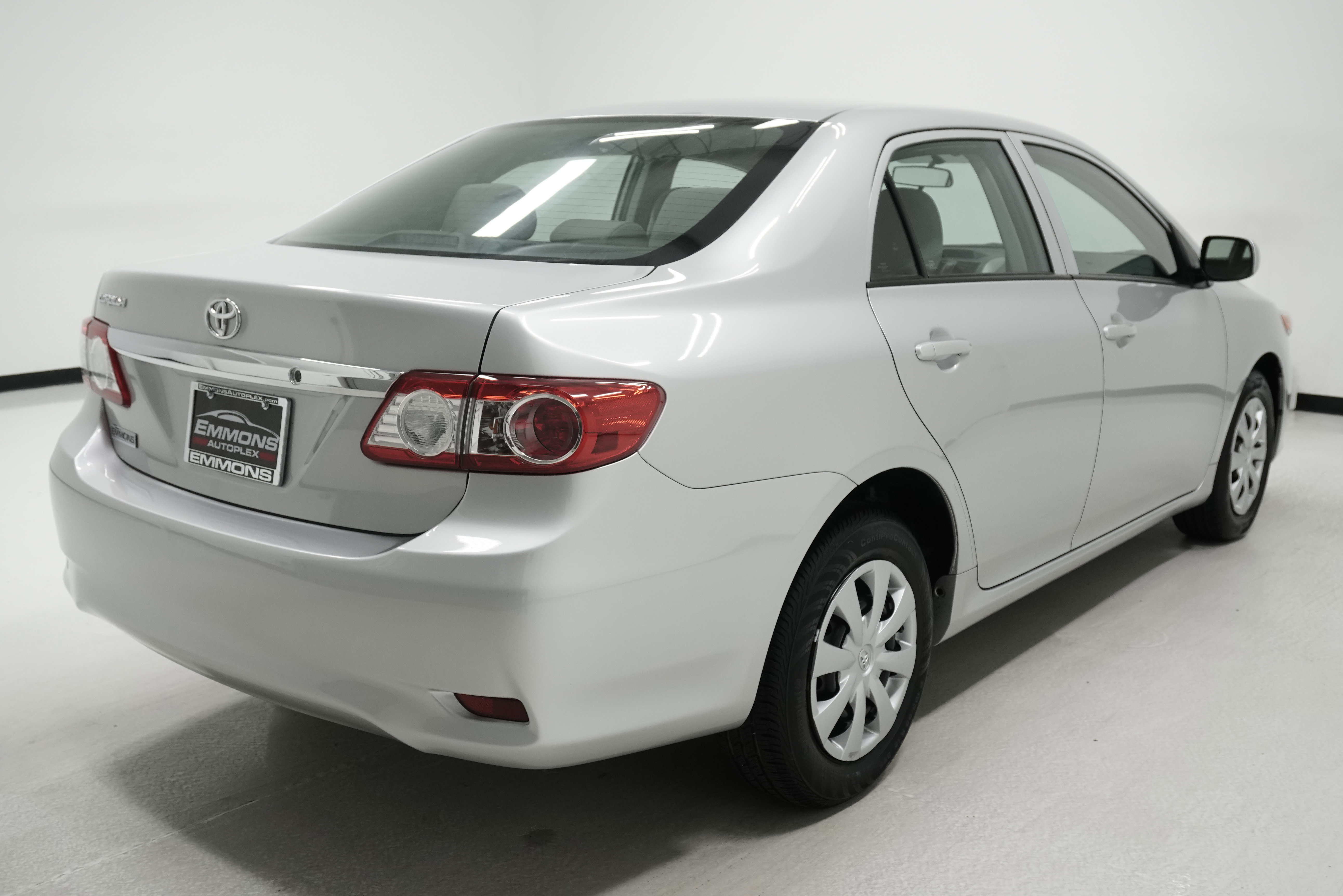 Used 2013 Toyota Corolla L image 4