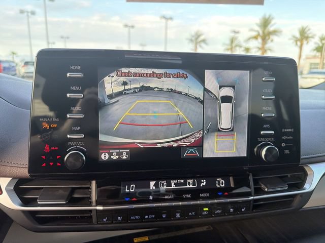 Certified 2024 Toyota Sienna Platinum FWD image 21