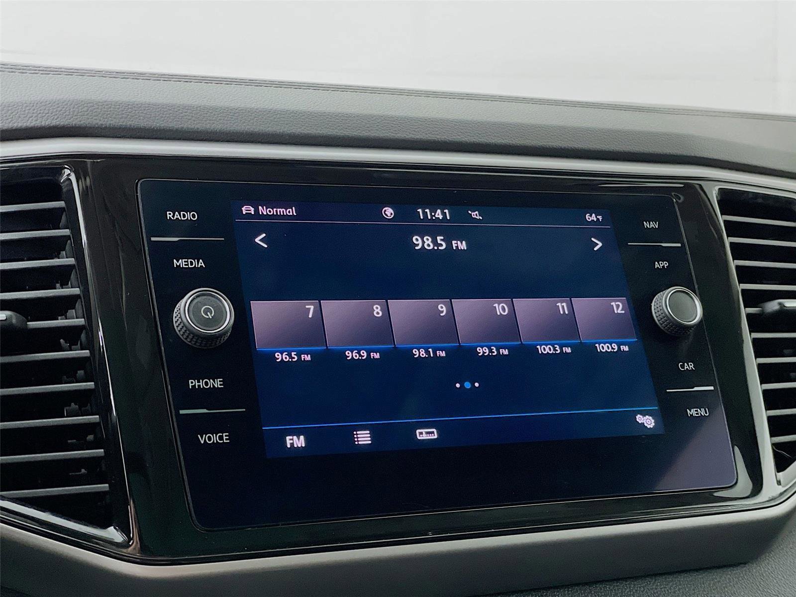 Used 2021 Volkswagen Atlas SEL image 19