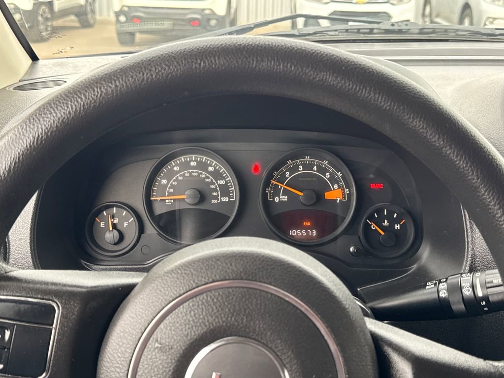 Used 2014 Jeep Compass Sport w/ Power Value Group image 15