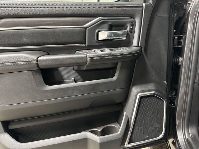 New 2026 RAM 2500 Laramie AWD/4WD image 21