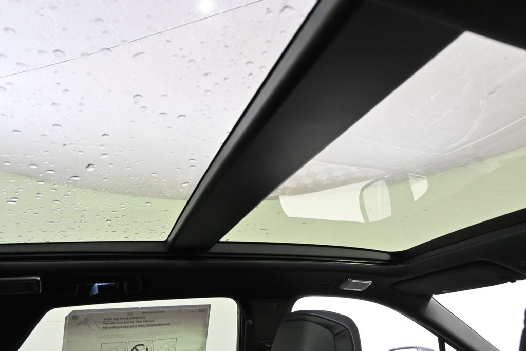New 2026 Cadillac Lyriq V w/ Exterior Carbon Fiber Package image 16
