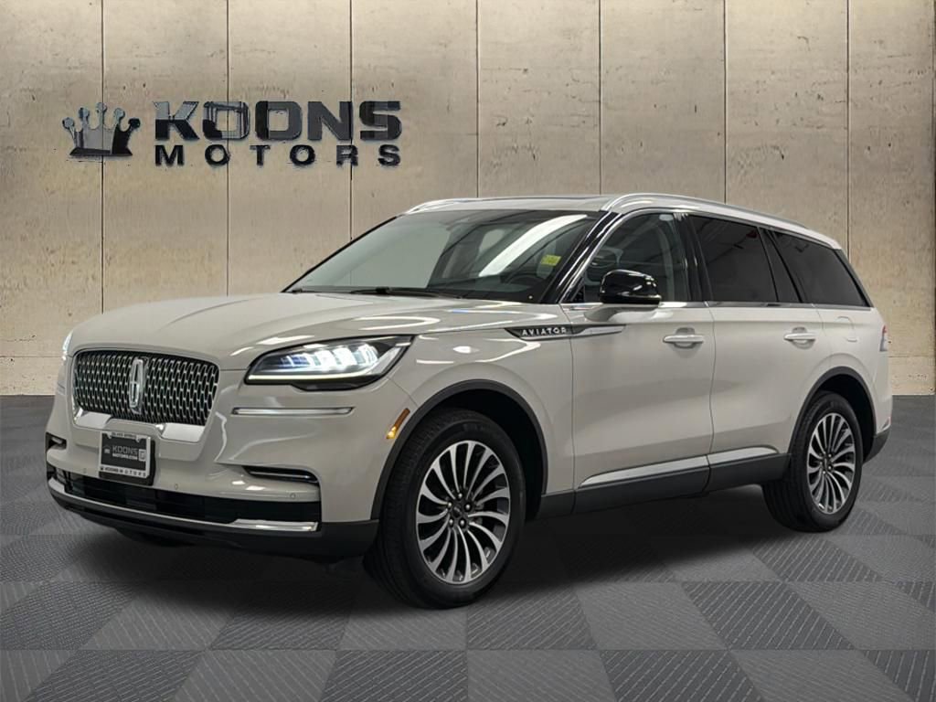 Certified 2023 Lincoln Aviator AWD w/ Premium Package image 1