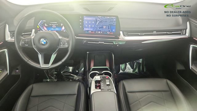 Used 2025 BMW X2 xDrive28i w/ Technology Package image 89