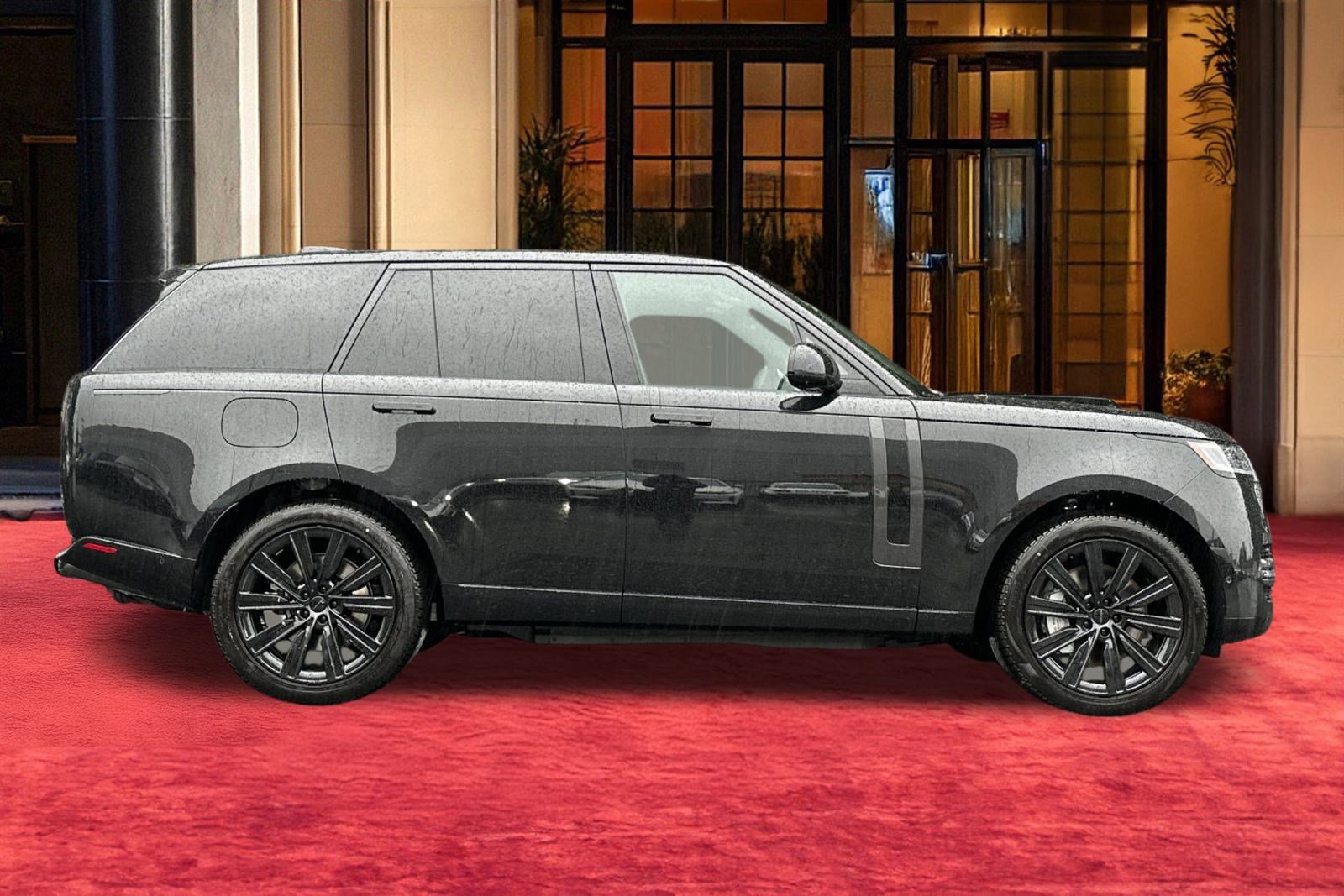 New 2026 Land Rover Range Rover SE image 9