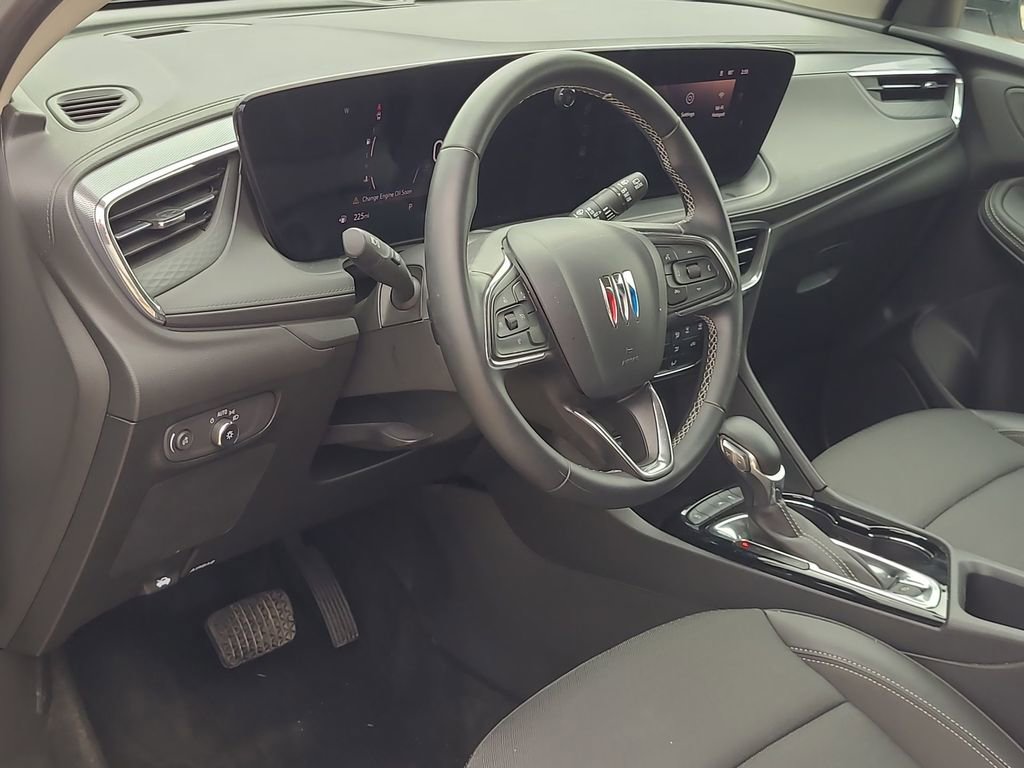 Used 2025 Buick Encore GX Preferred FWD image 10