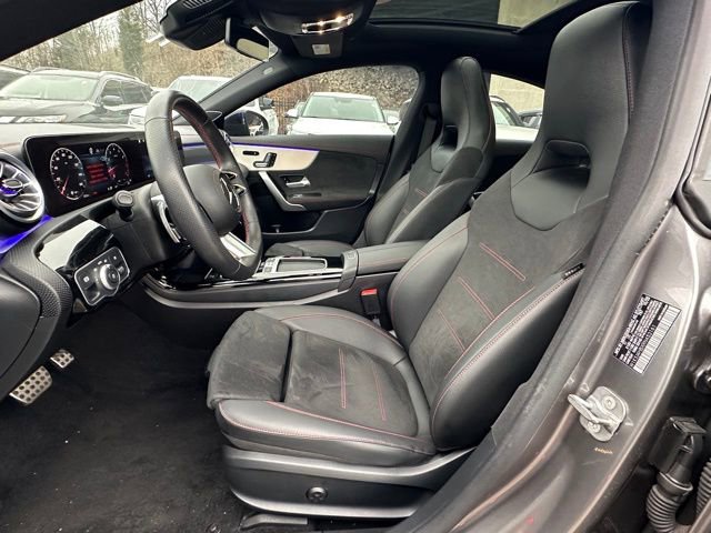 Used 2024 Mercedes-Benz CLA 250 4MATIC w/ AMG Night Package image 9