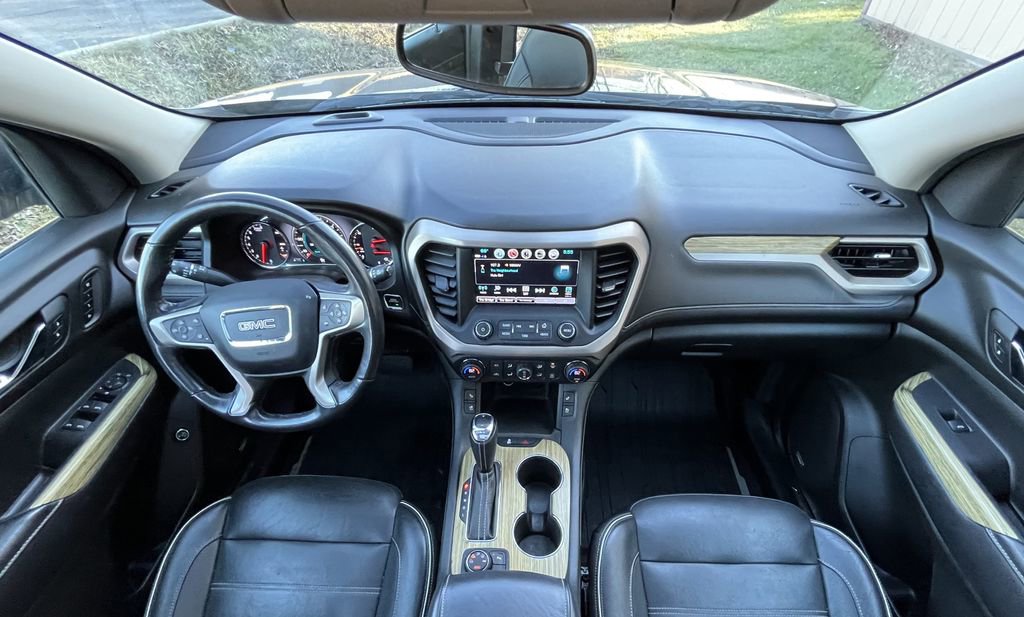 Used 2019 GMC Acadia Denali w/ Technology Package image 11