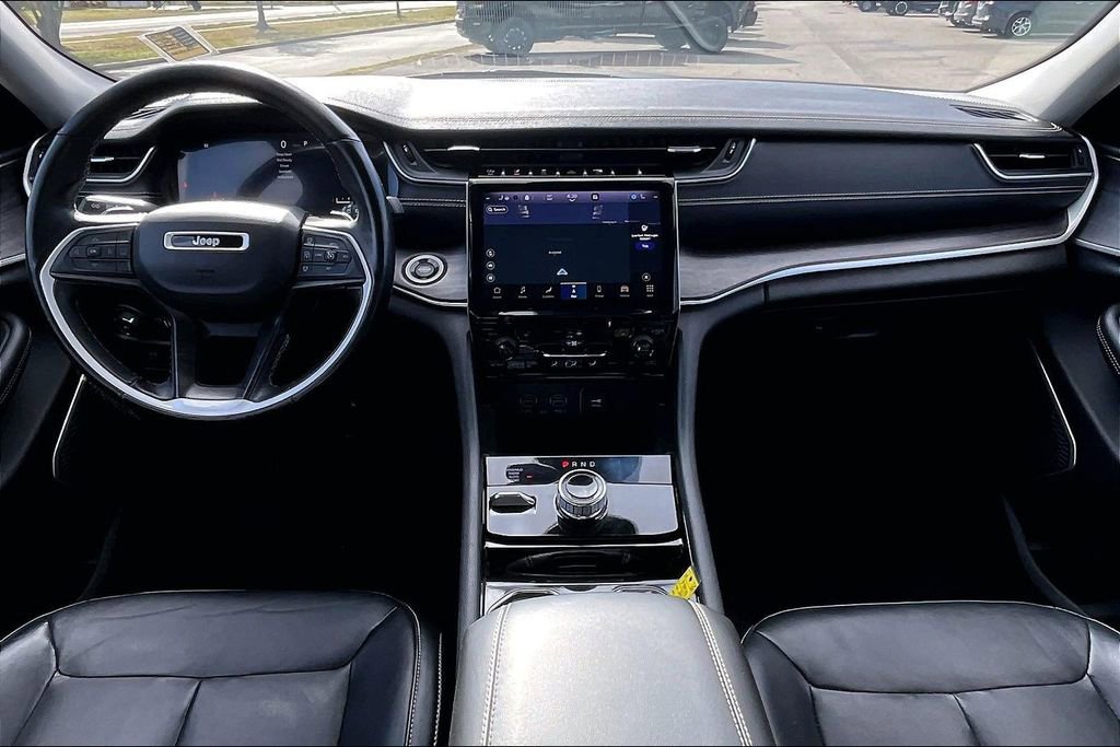 Used 2021 Jeep Grand Cherokee L Limited image 12