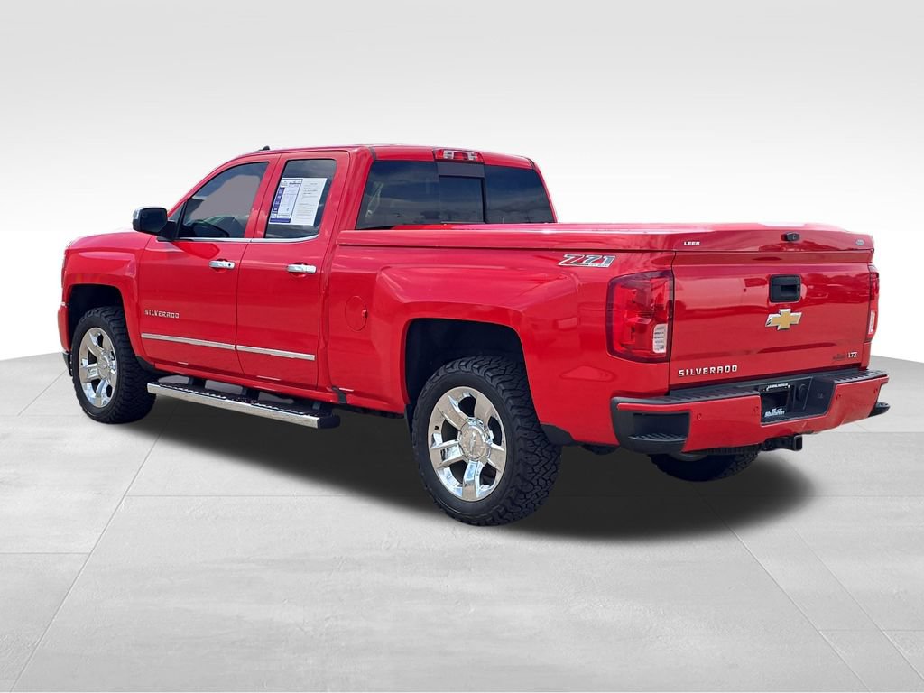 Used 2017 Chevrolet Silverado 1500 LTZ Z71 w/ LTZ Plus Package AWD/4WD image 4