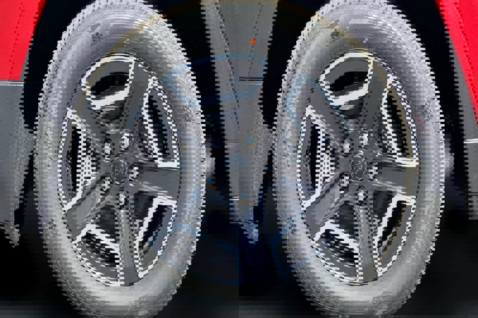 New 2026 Jeep Cherokee Laredo image 30