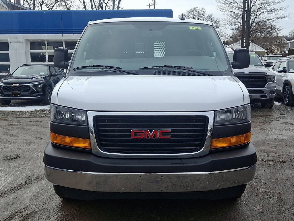 Used 2024 GMC Savana 2500 w/ Driver Convenience Package image 3