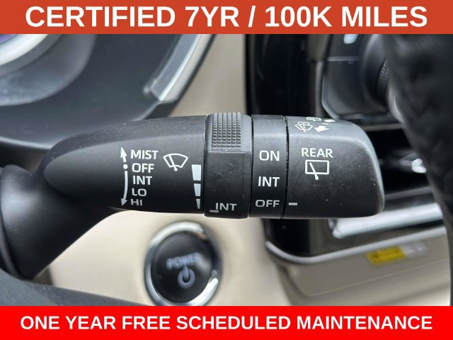 Used 2023 Toyota Highlander XLE AWD/4WD image 27