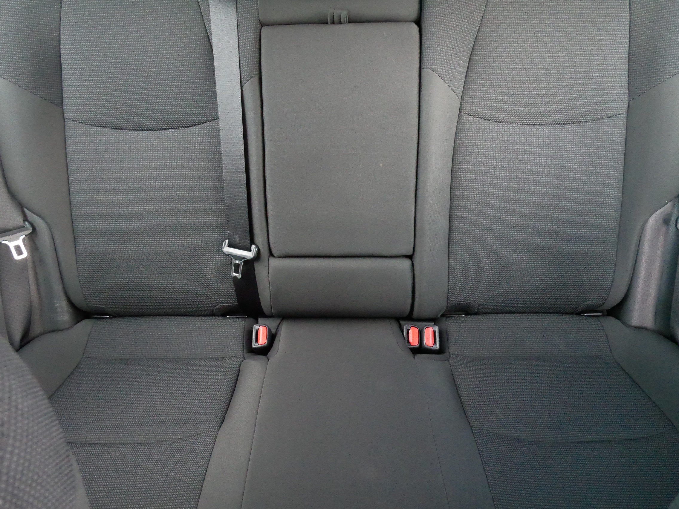 Certified 2021 Toyota RAV4 LE w/ Carpet Mat Package (TMS) AWD/4WD image 13
