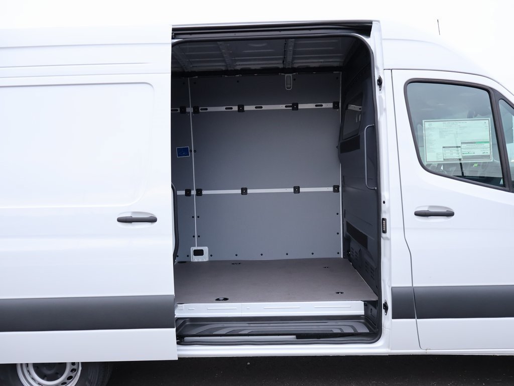 New 2026 Mercedes-Benz Sprinter 2500 image 15