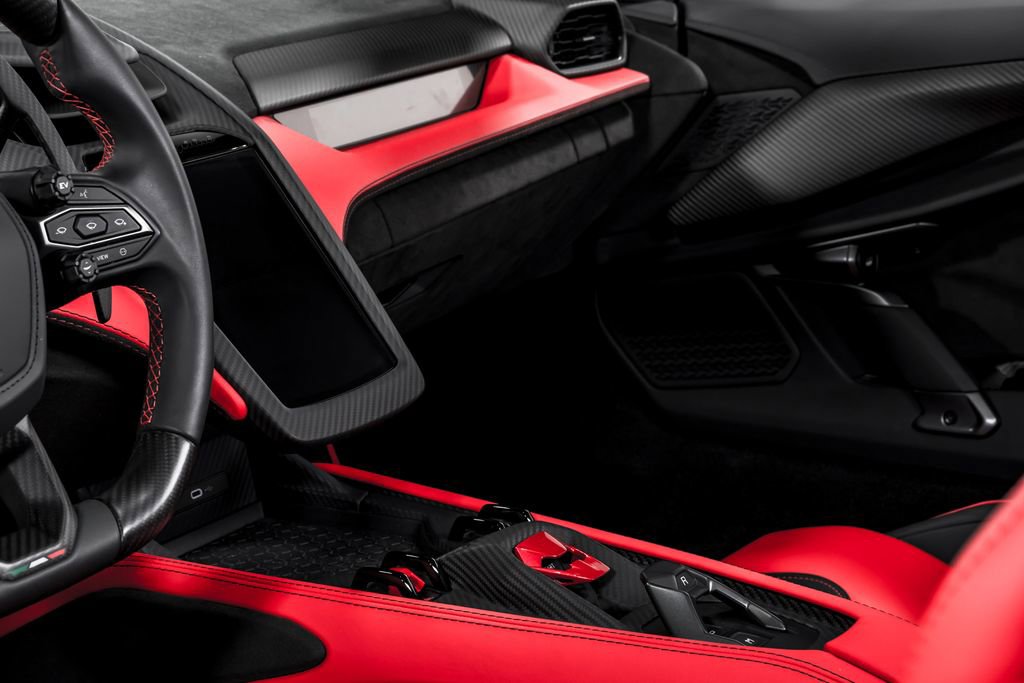 Used 2025 Lamborghini Revuelto image 22