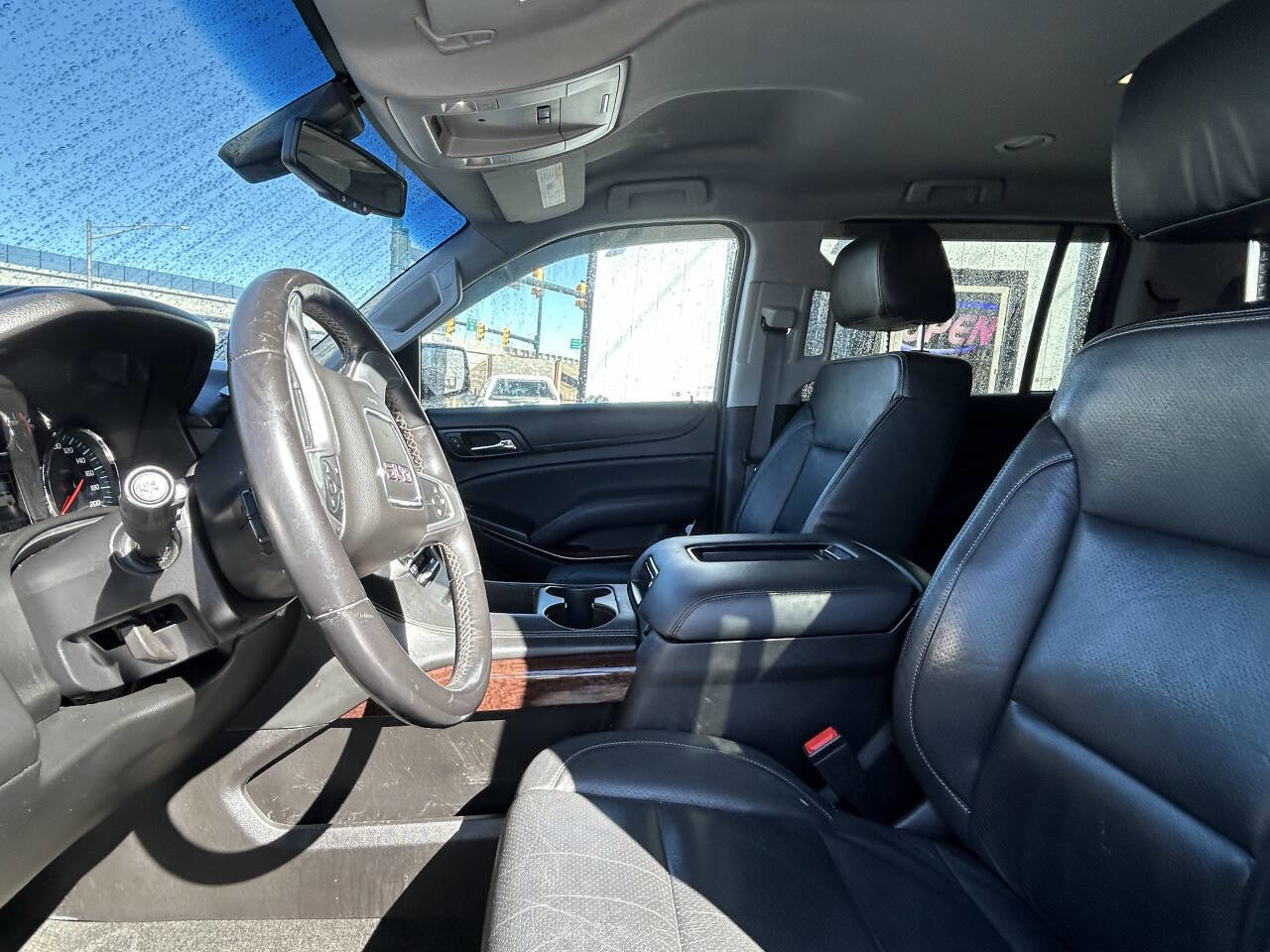 Used 2017 GMC Yukon XL SLE image 15