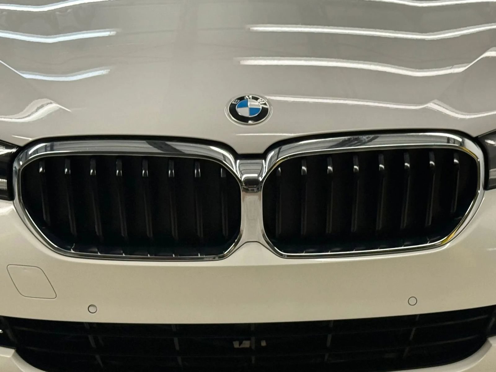Used 2021 BMW 530i w/ Convenience Package RWD image 5