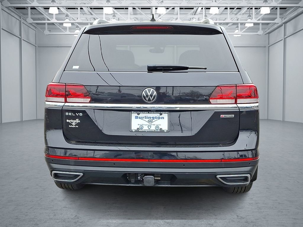 Certified 2022 Volkswagen Atlas SEL image 5