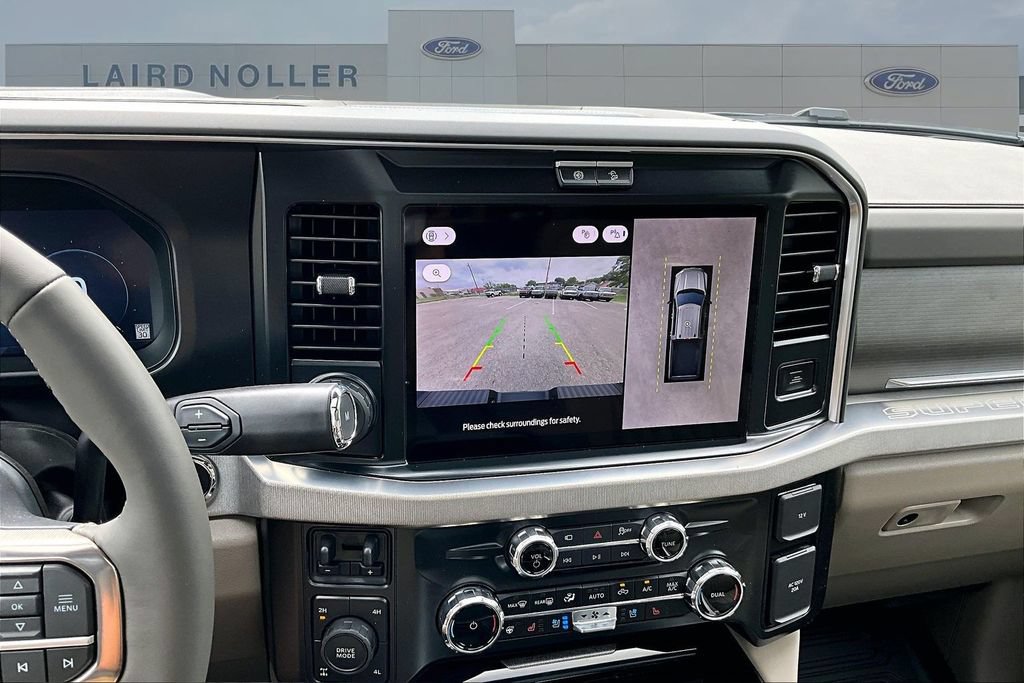 New 2026 Ford F350 Platinum w/ Platinum Plus Package AWD/4WD image 22