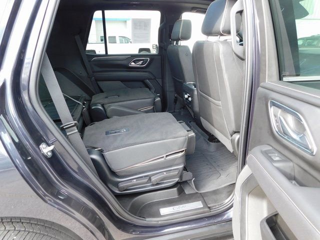 Used 2023 GMC Yukon SLT w/ SLT Luxury Package image 33