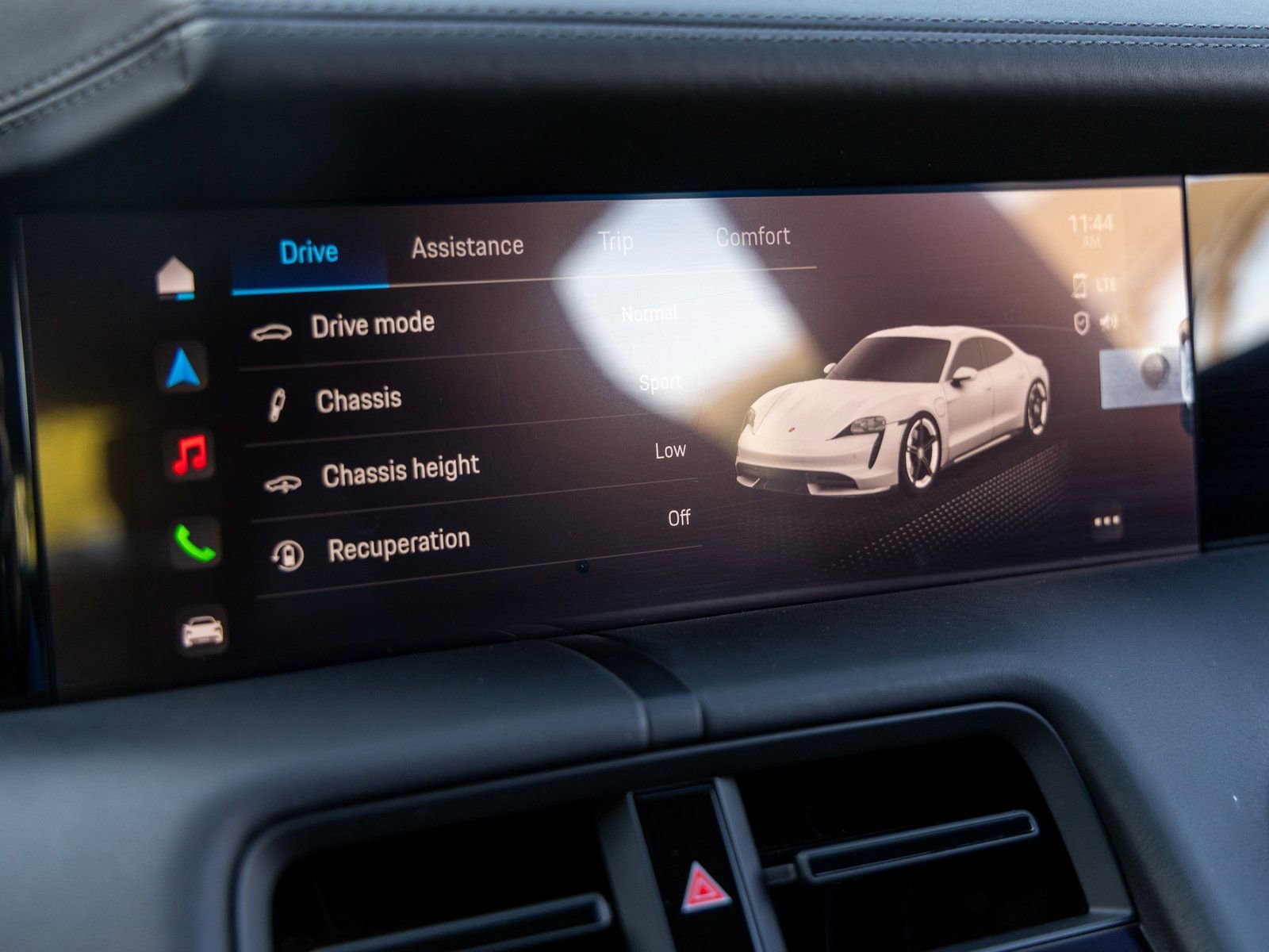 Used 2023 Porsche Taycan Turbo image 33