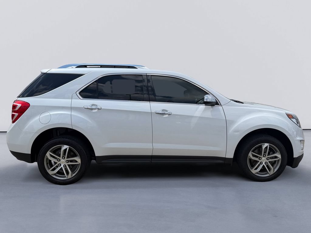 Used 2016 Chevrolet Equinox LTZ w/ Enhanced Convenience Package FWD image 2