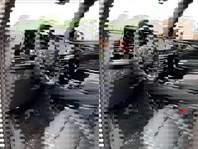 New 2026 Chevrolet Traverse LT w/ Driver Confidence Package image 8