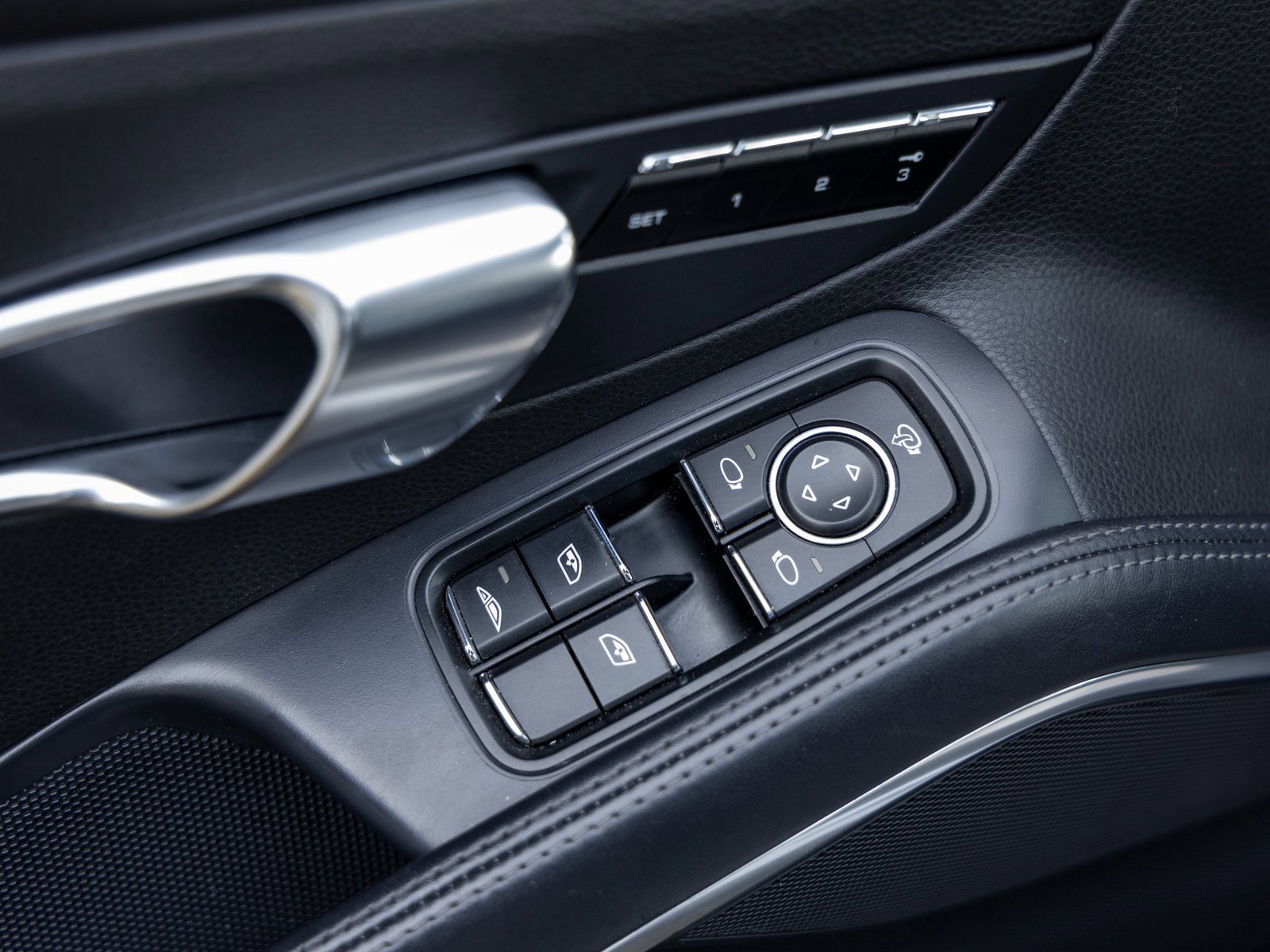 Used 2014 Porsche 911 Carrera 4S image 27