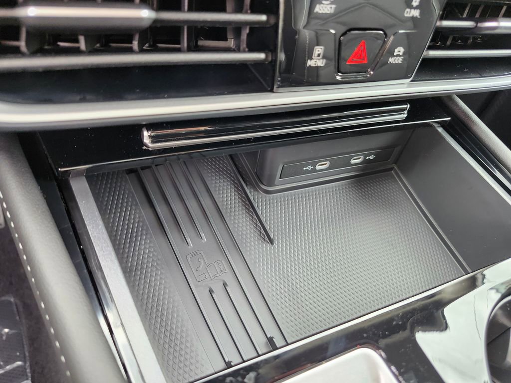 New 2026 Volkswagen Atlas SE image 11