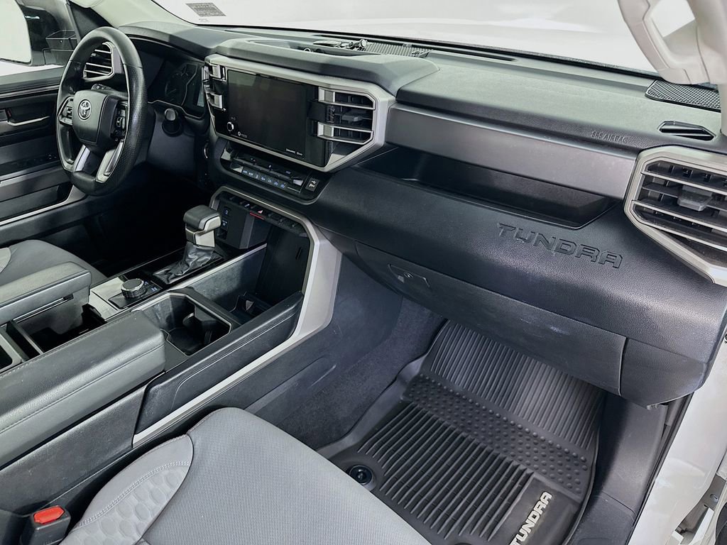 Used 2022 Toyota Tundra SR5 w/ SR5 Convenience Package RWD image 29