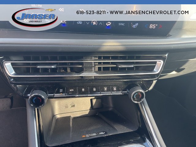 Used 2025 Chevrolet Traverse LT image 22