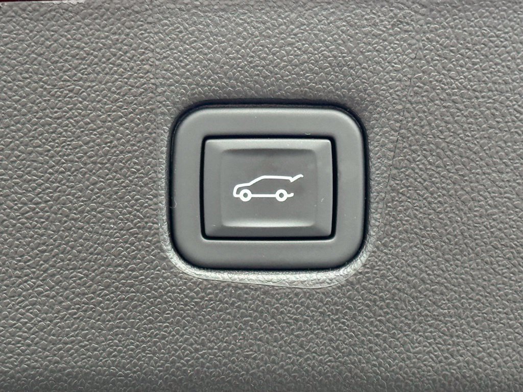 Used 2024 Chevrolet Blazer LT w/ Convenience Package FWD image 38
