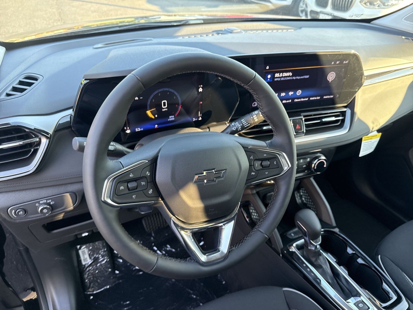 New 2026 Chevrolet TrailBlazer LT w/ Midnight Edition FWD image 12