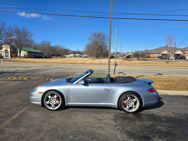 Used 2005 Porsche 911 Carrera S image 4